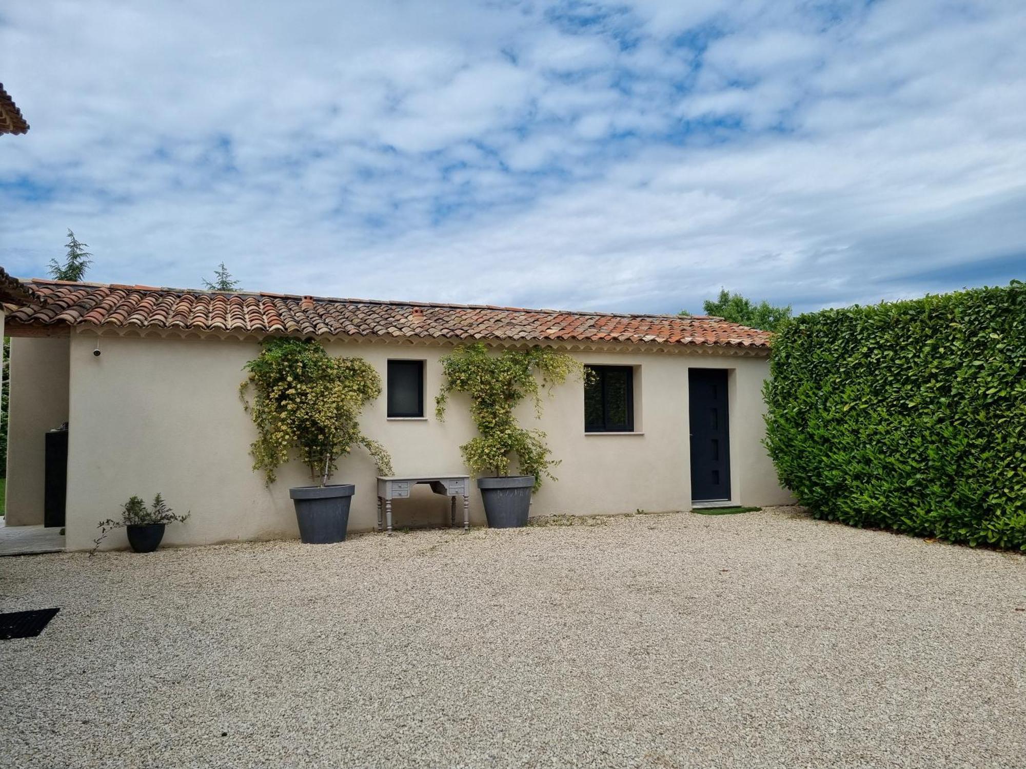 Petit Nid Douillet En Luberon Avec Spa Ansouis Екстериор снимка